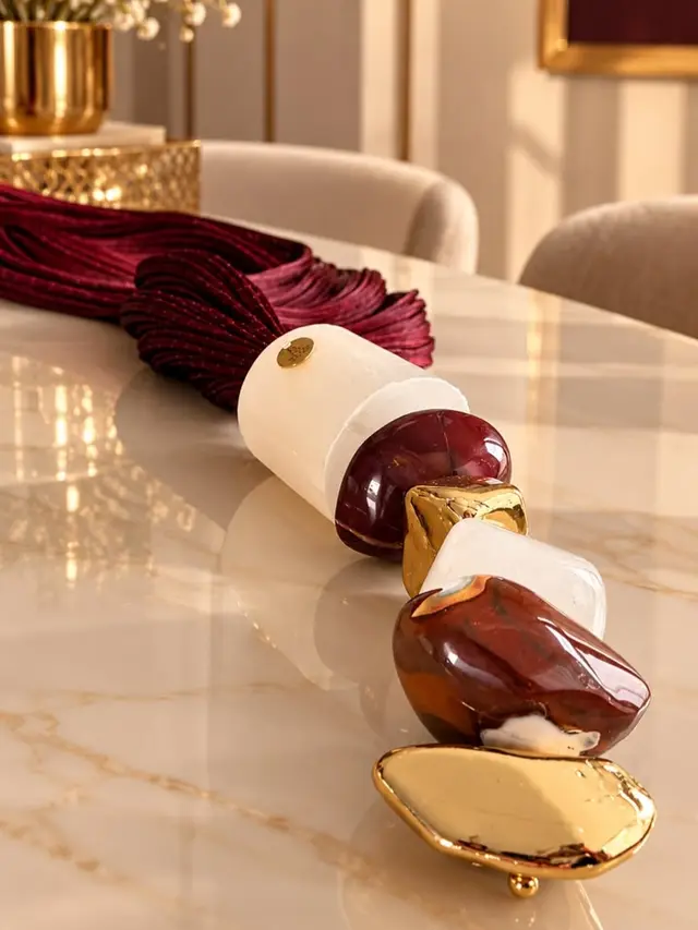 Colar de Mesa Bordô & Dourado